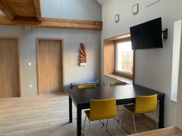 Вилла Loft Piheno Es Wellness Haz Балатонфюред Экстерьер фото